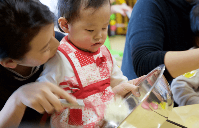 材料を混ぜる