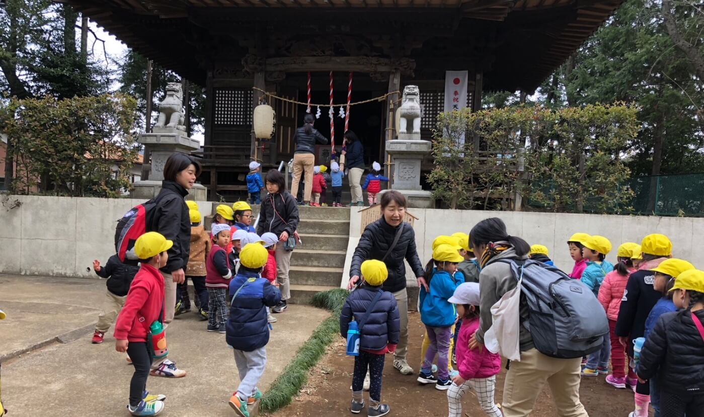 平川神社に到着