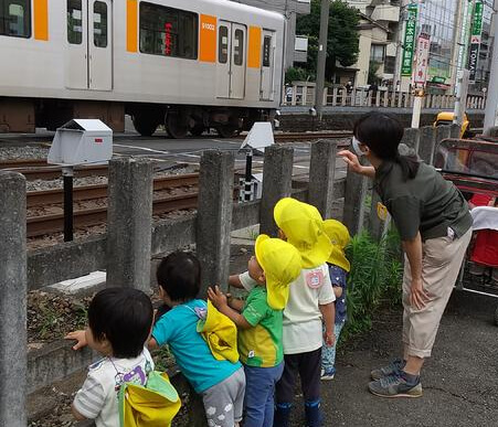 駅近園もよく散歩に出ます