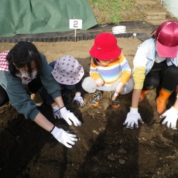 発達支援つむぎ横浜西口「畑仕事、始まりました」