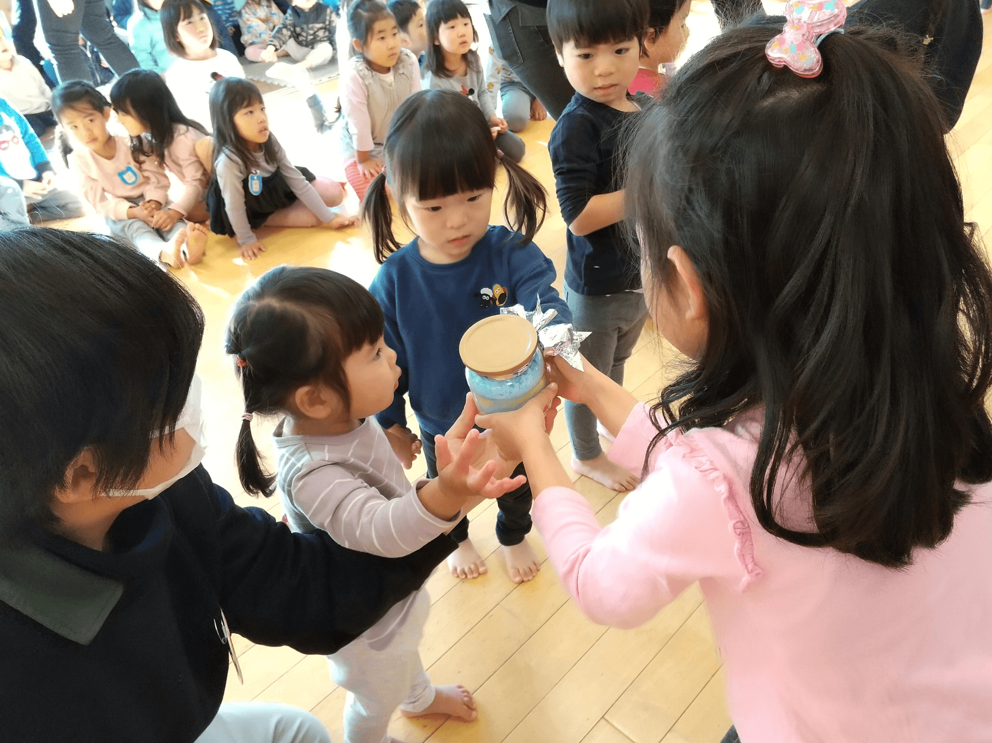 こめ組の子どもたちが手作りしたキャンドル