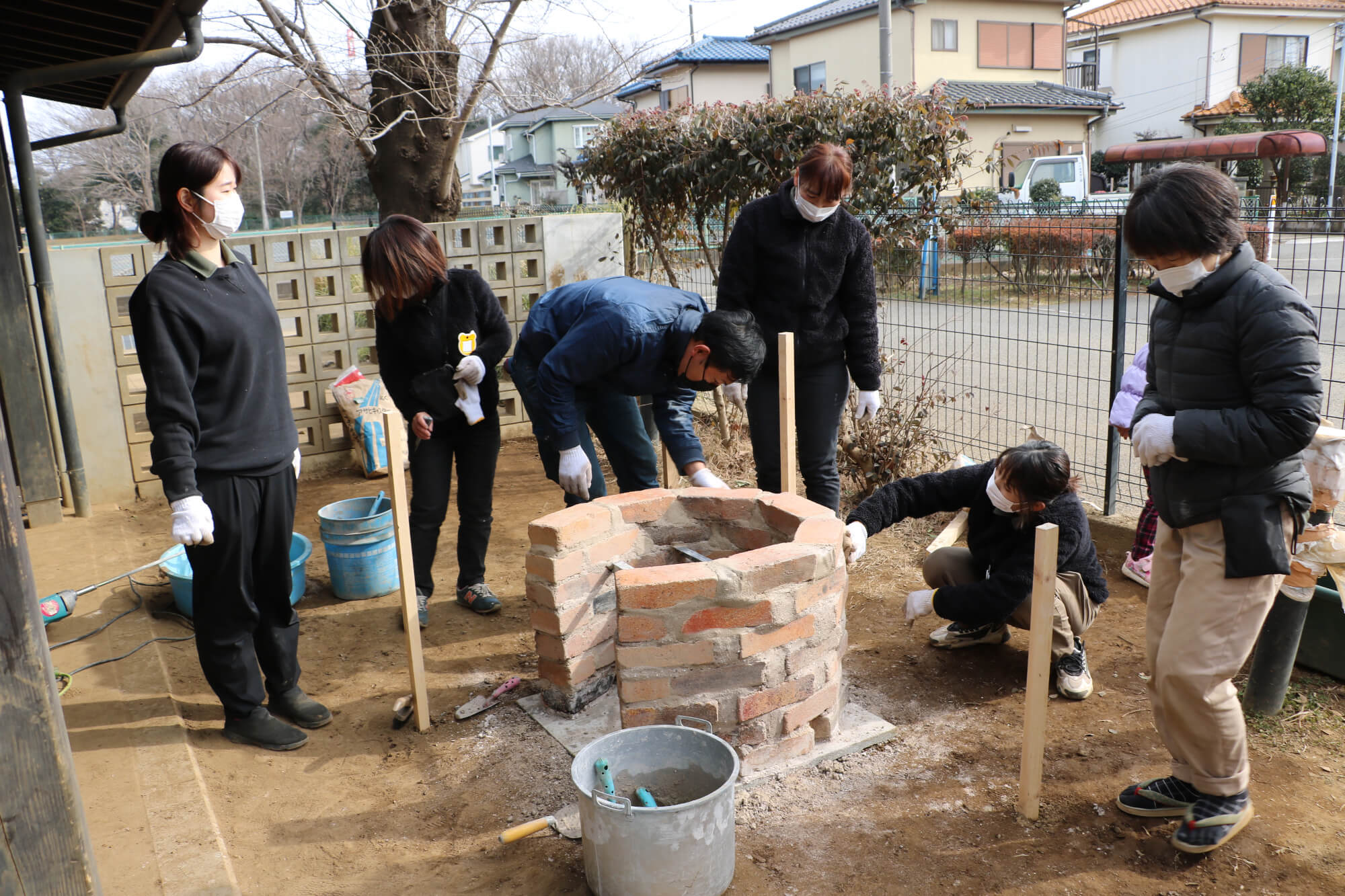 ほぼ完成したかまど