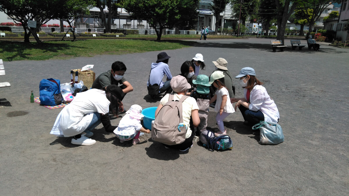 発達支援つむぎ横浜西口の青空保育の様子