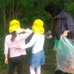 地域の方とのゴミ拾い